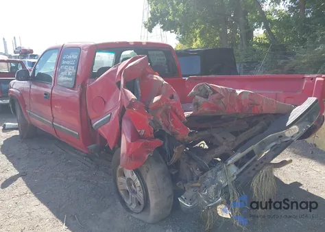 2000 Chevrolet Silverado 1500 Ls из США, поврежденный, VIN 1GCEK19T7YE208331